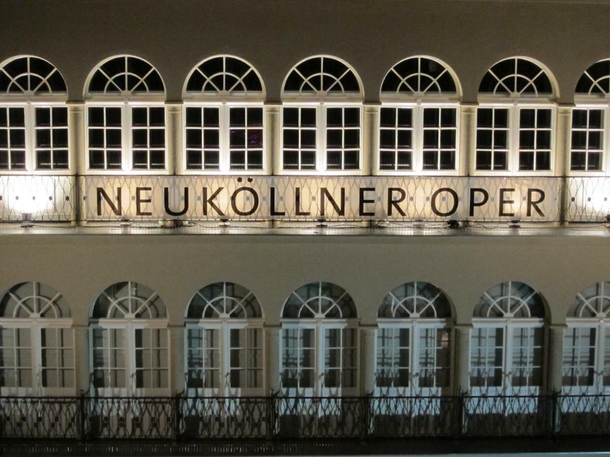 Berlin Mal Anders Erleben - Hier Tobt Das Leben Екстериор снимка