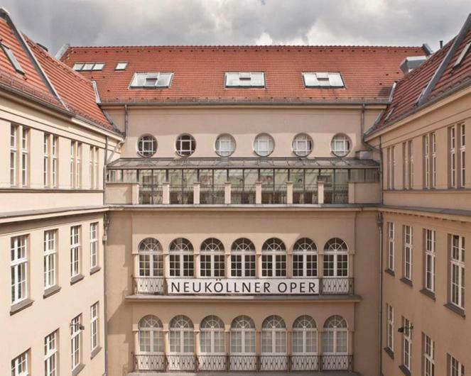 Berlin Mal Anders Erleben - Hier Tobt Das Leben Екстериор снимка